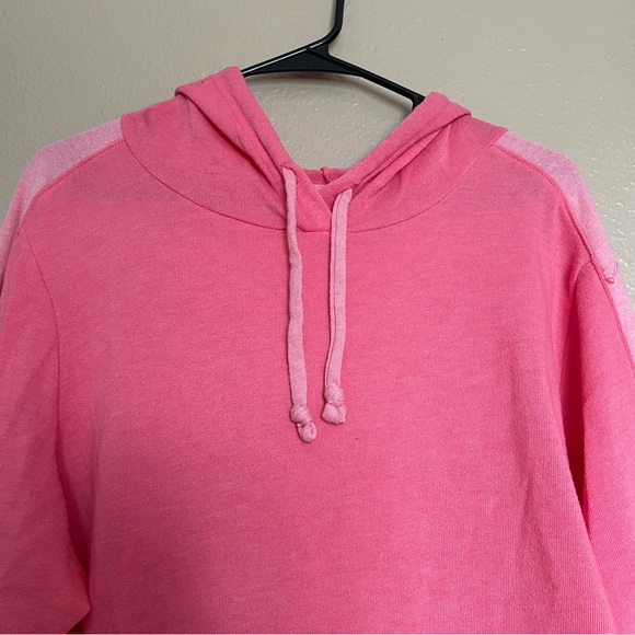 NWOT - Women’s - TEK GEAR Dry Tech - Neon Bright Pink Tunic Hoodie Sweatshirt - Picture 7 of 10